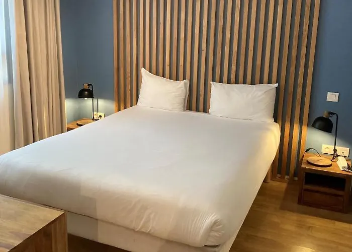 Coeur Comedie Apart-hotel
